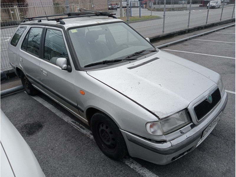 skoda felicia combi ( 795) del año 2000
