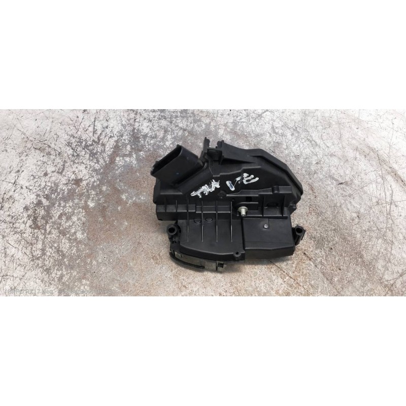 Recambio de motor cierre centralizado trasero izquierdo para ford focus lim. (cb8) sport referencia OEM IAM BM5AA26413AD  