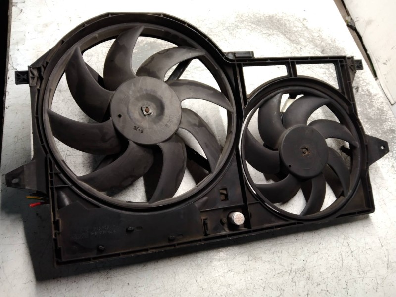 Recambio de electroventilador para fiat scudo (222) 1.9 td el furg. acristalado referencia OEM IAM 8240141  