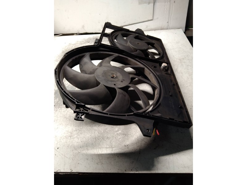 Recambio de electroventilador para fiat scudo (222) 1.9 td el furg. acristalado referencia OEM IAM 8240141  