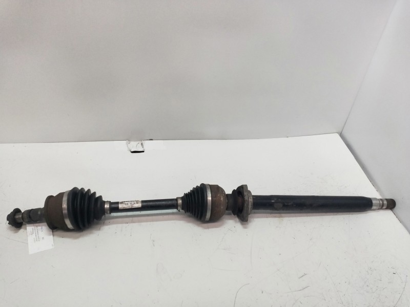 Recambio de transmision delantera derecha para opel insignia berlina edition referencia OEM IAM 13348258 AAKA 