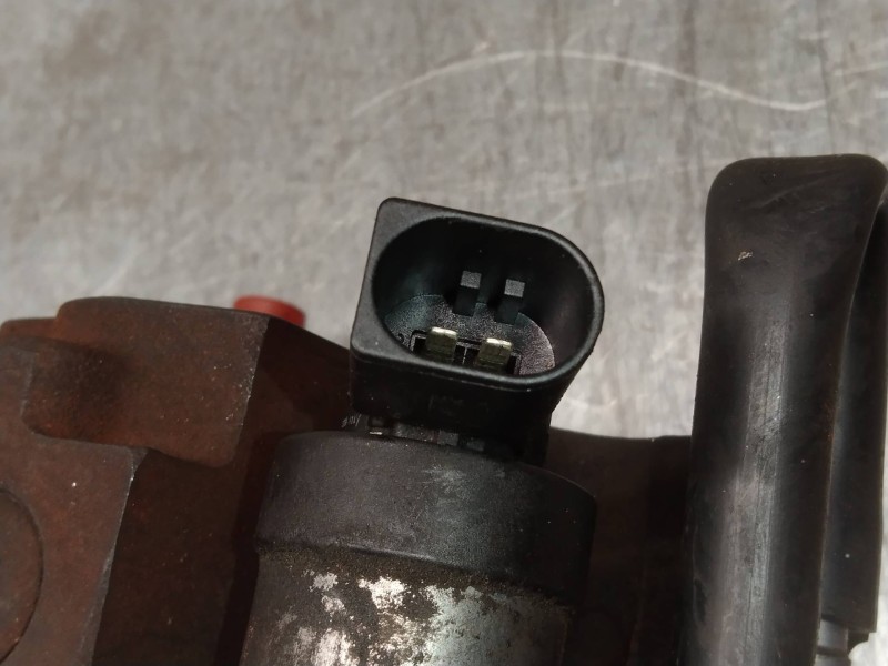 Recambio de bomba inyeccion para bmw serie 5 berlina (e60) 520d referencia OEM IAM 0445010045 7788670X1 