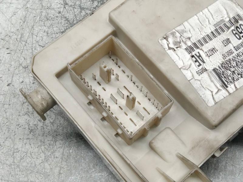 Recambio de caja reles / fusibles para ford focus berlina (cap) ghia referencia OEM IAM 4M5T14A073AE  