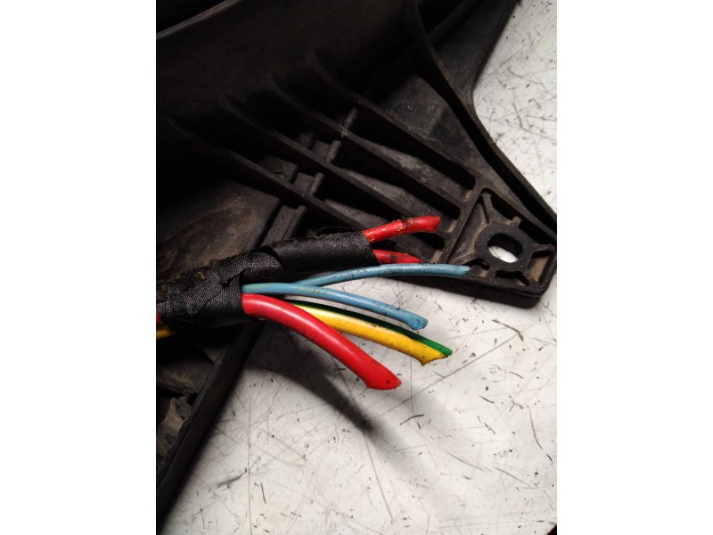 Recambio de electroventilador para fiat scudo (222) 1.9 td el furg. acristalado referencia OEM IAM 8240141  