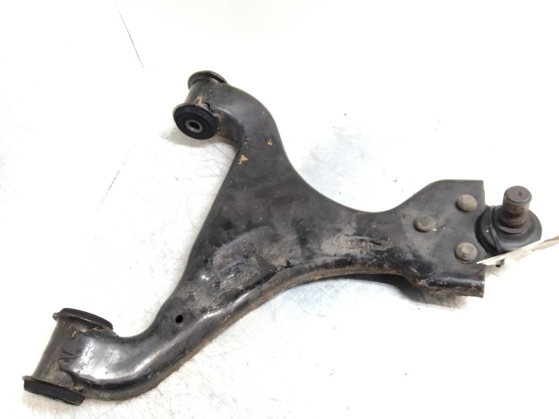 Recambio de brazo suspension inferior delantero izquierdo para mercedes viano (w639) referencia OEM IAM   