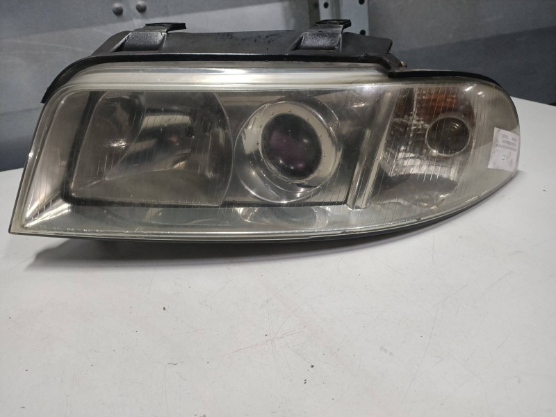 Recambio de faro izquierdo para audi a4 berlina (b5) 2.4 quattro referencia OEM IAM 8D0941003AK 8930037 