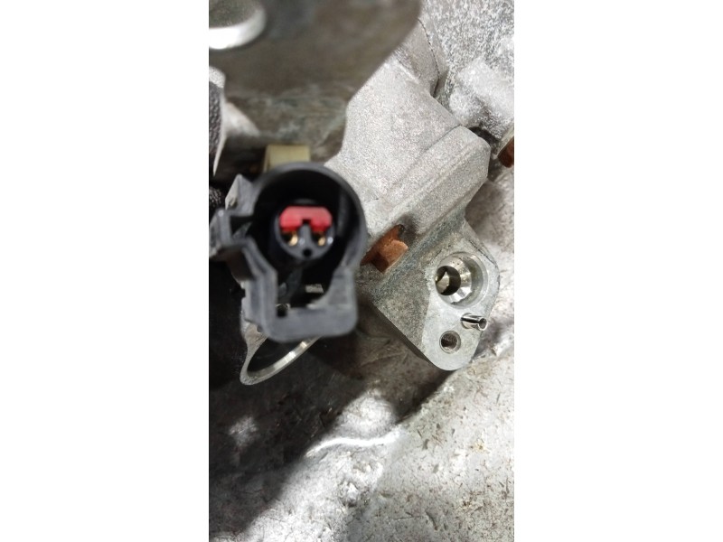 Recambio de compresor aire acondicionado para land rover range rover sport v6 td hse referencia OEM IAM 4471808382 7SEU17C 