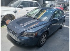 volvo s40 berlina del año 2006