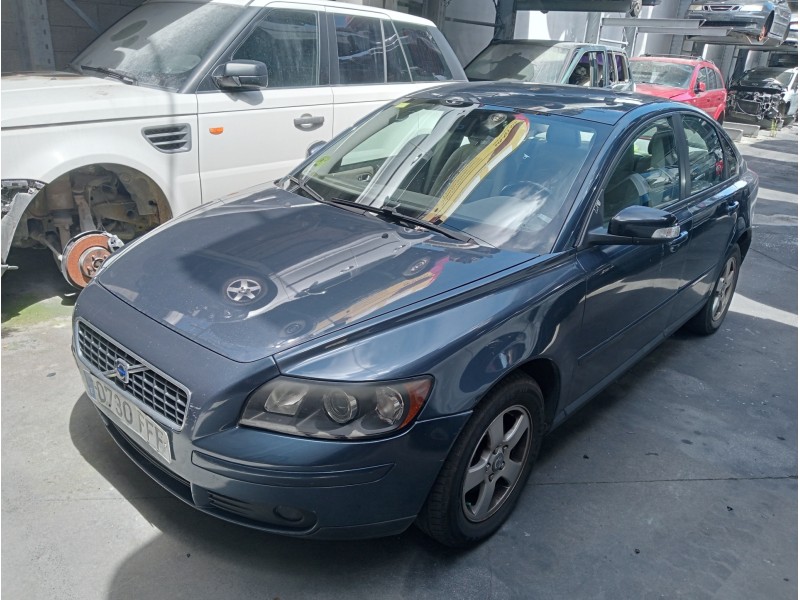 volvo s40 berlina del año 2006