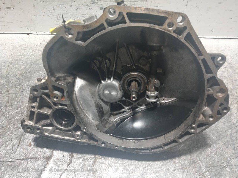 Recambio de caja cambios para opel kadett e gl berlina referencia OEM IAM F13W394 05571 W394