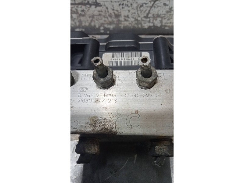 Recambio de abs para toyota auris active referencia OEM IAM 0265251199 4454002350 