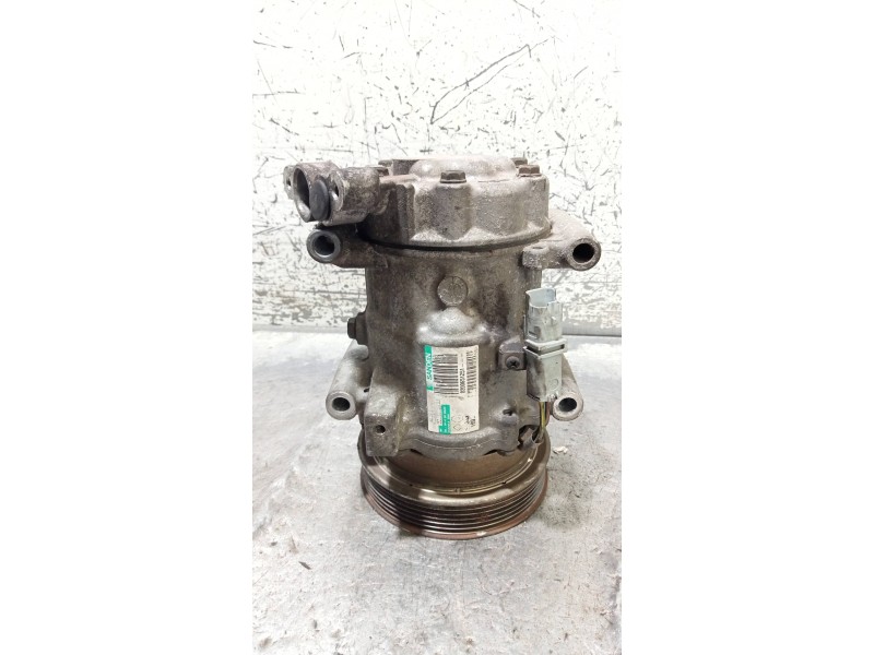 Recambio de compresor aire acondicionado para renault clio grandtour authentique referencia OEM IAM 8200651251  