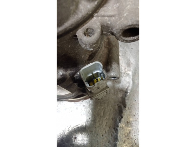 Recambio de compresor aire acondicionado para renault clio grandtour authentique referencia OEM IAM 8200651251  