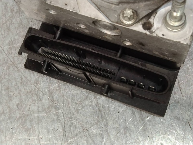 Recambio de abs para kia cee´d active referencia OEM IAM 0265235330 589201H600 0265950694