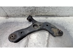 Recambio de brazo suspension inferior delantero derecho para toyota auris active referencia OEM IAM   