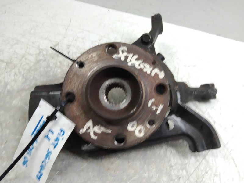 Recambio de mangueta delantera derecha para fiat cinquecento (170) sporting referencia OEM IAM   