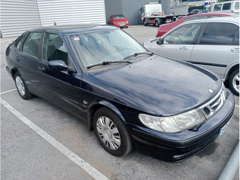 saab 9-3 berlina del año 2001