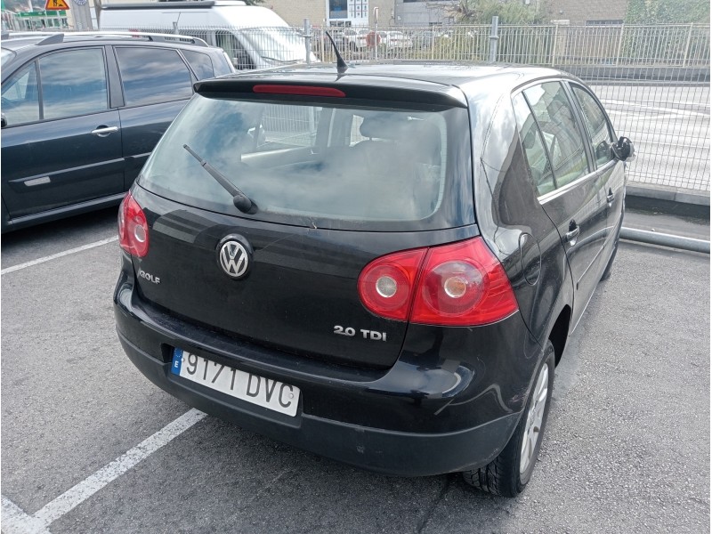 volkswagen golf v berlina (1k1) del año 2006