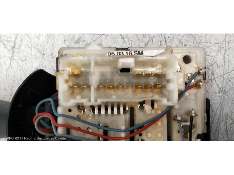 Recambio de mando limpia para renault clio iv dynamique referencia OEM IAM 255675887R  