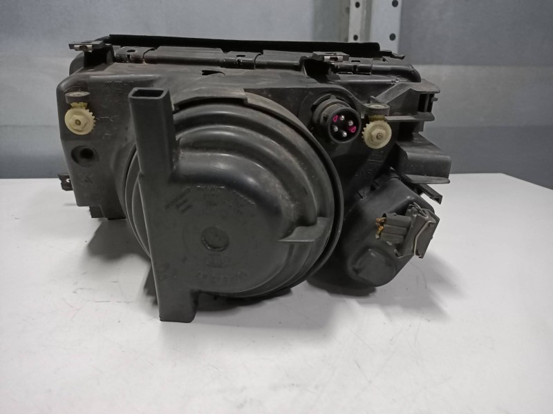 Recambio de faro derecho para audi 100 berlina (c4) básico referencia OEM IAM   