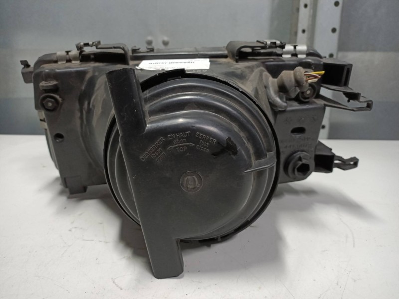 Recambio de faro derecho para audi 80/90 (893) 80 kamei referencia OEM IAM   