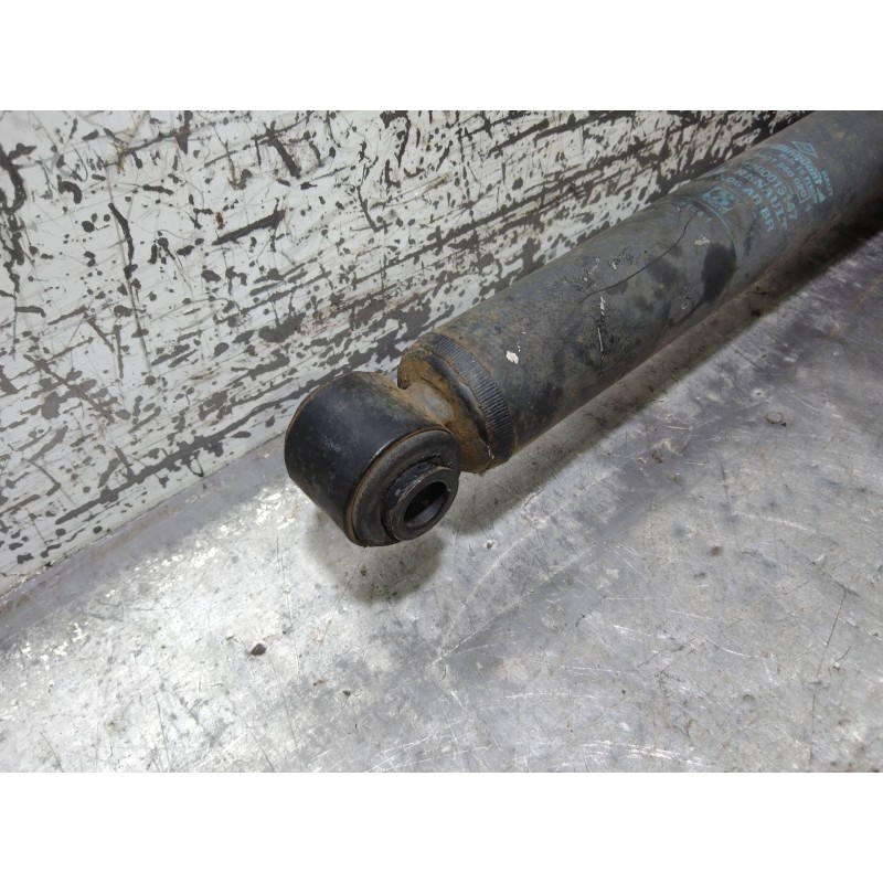Recambio de amortiguador trasero derecho para renault twingo (co6) 1.2 privilege (c068/6c/6d) referencia OEM IAM   