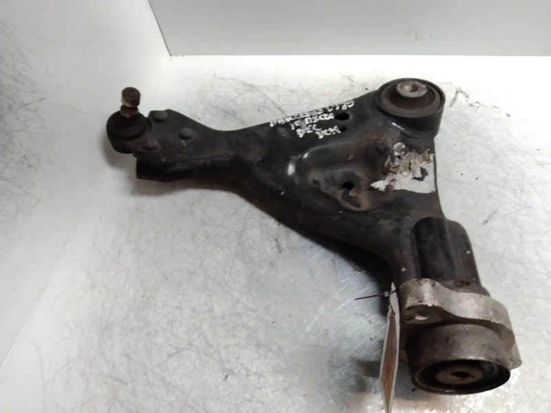 Recambio de brazo suspension inferior delantero derecho para mercedes vito kasten (639) 113 cdi extralang (639.605) referencia O