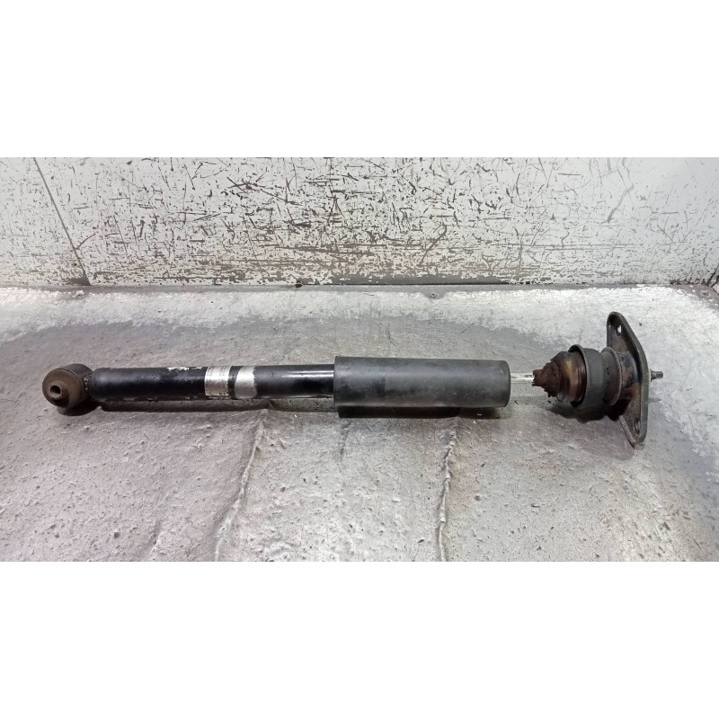 Recambio de amortiguador trasero izquierdo para hyundai accent (mc) gl crdi referencia OEM IAM 553101E200  