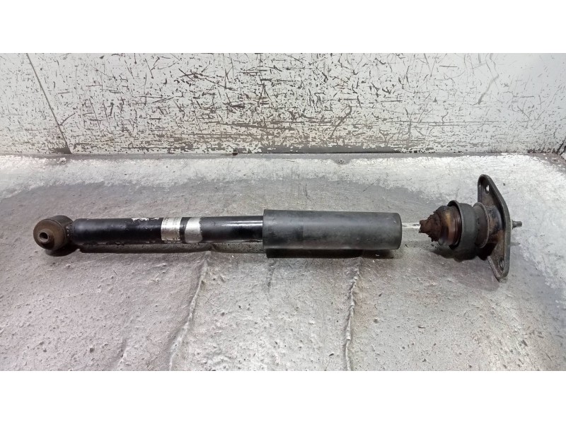 Recambio de amortiguador trasero izquierdo para hyundai accent (mc) gl crdi referencia OEM IAM 553101E200  