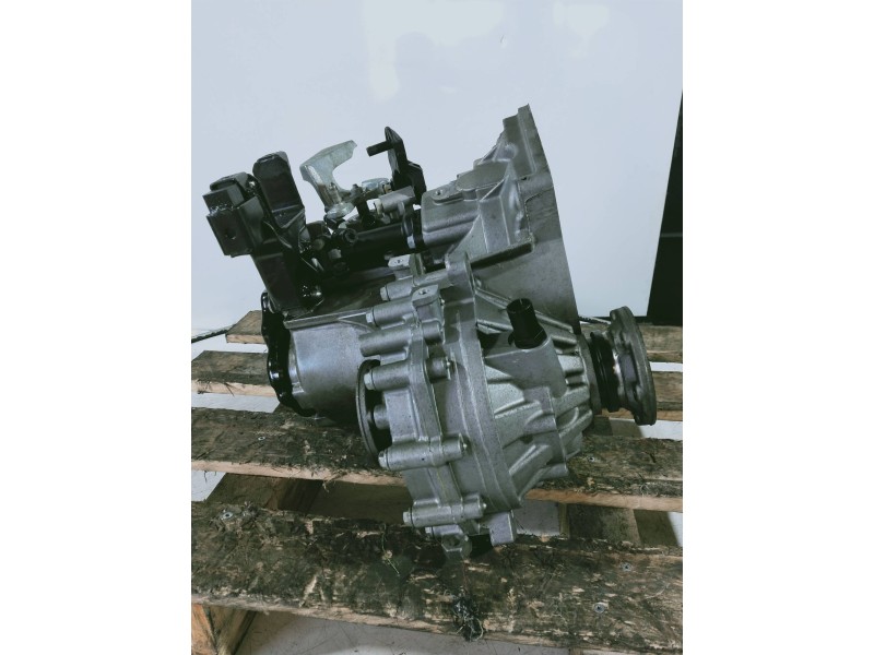 Recambio de caja cambios para seat ibiza (6j5) reference referencia OEM IAM KFK 27041 64 0354 5V