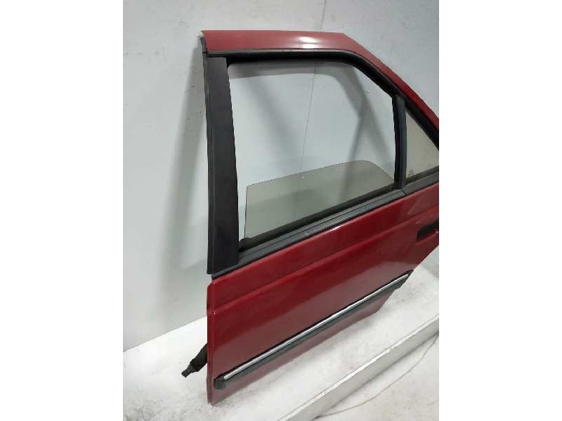 Recambio de puerta trasera izquierda para peugeot 405 berlina 1.9 cat referencia OEM IAM   