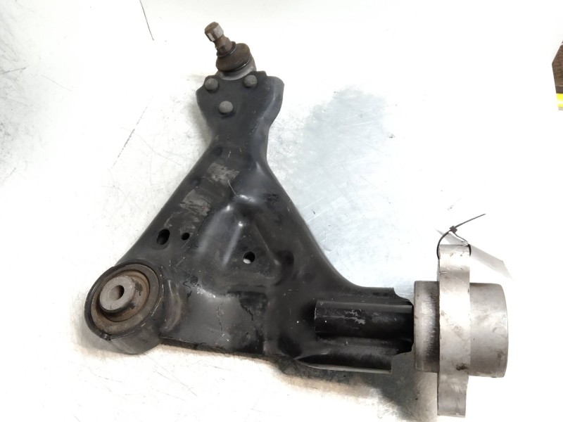 Recambio de brazo suspension inferior delantero izquierdo para mercedes vito kasten (639) 113 cdi lang (639.603) referencia OEM 