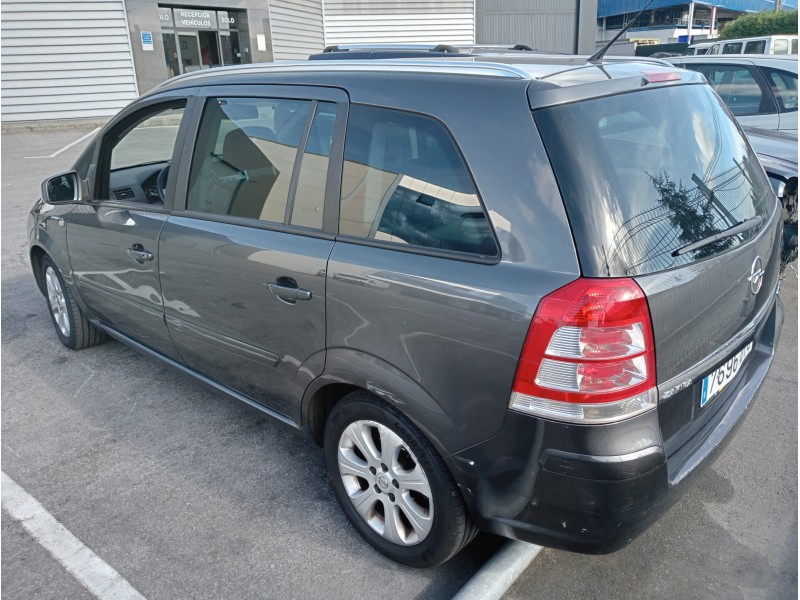 opel zafira b del año 2010