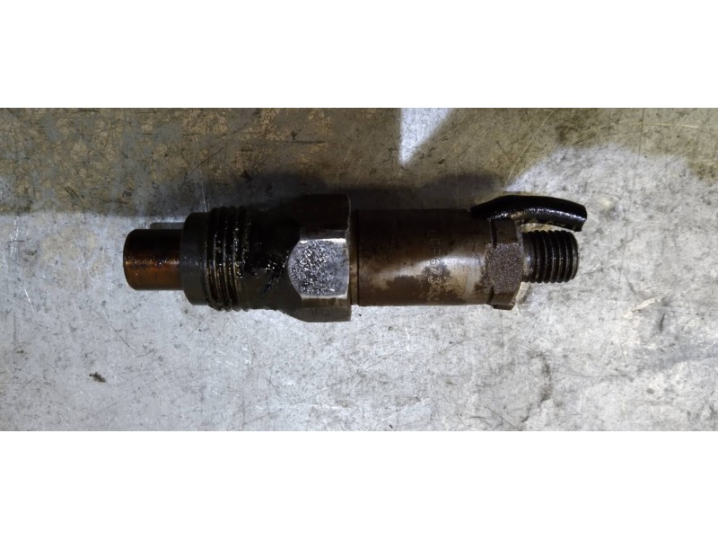 Recambio de inyector para peugeot 806 srdt referencia OEM IAM LCR6734302H  