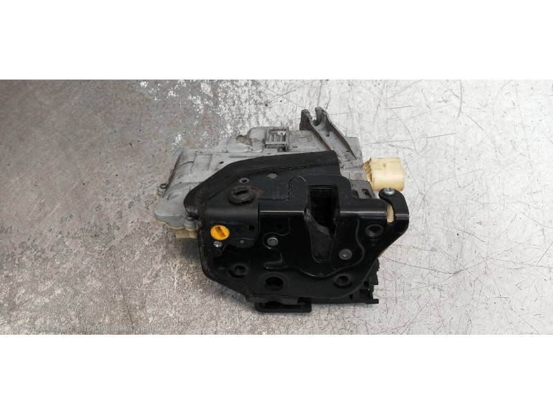 Recambio de motor cierre centralizado trasero izquierdo para volkswagen passat variant (3c5) highline referencia OEM IAM 3C48390