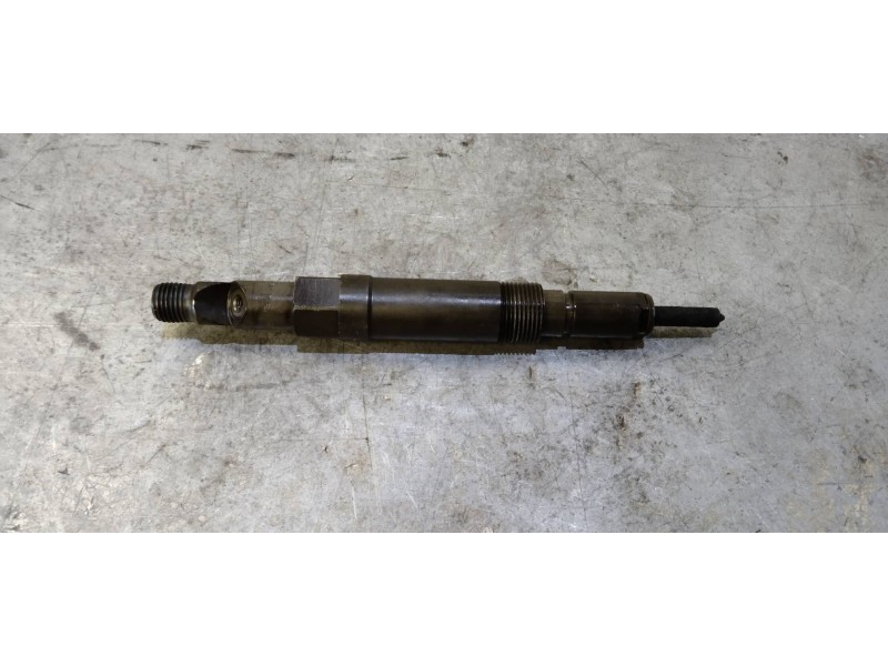 Recambio de inyector para ford mondeo berlina (ge) ambiente referencia OEM IAM 0432133801  