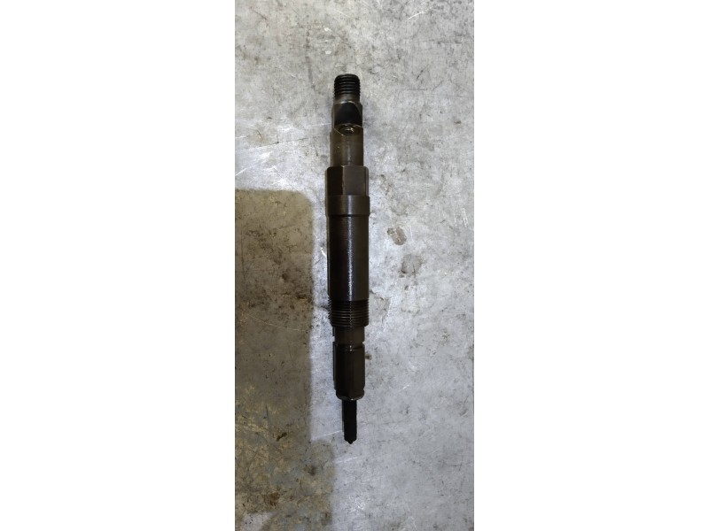 Recambio de inyector para ford mondeo berlina (ge) ambiente referencia OEM IAM 0432133801  