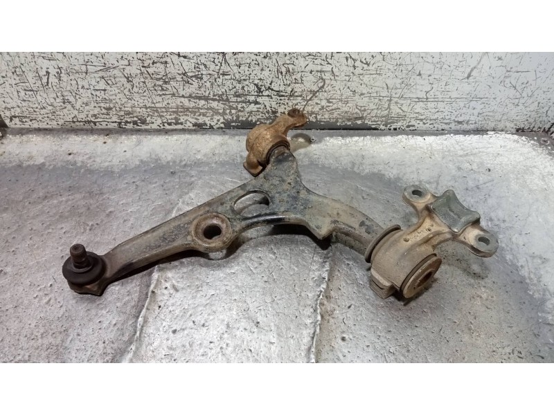 Recambio de brazo suspension inferior delantero izquierdo para peugeot 806 srdt referencia OEM IAM   