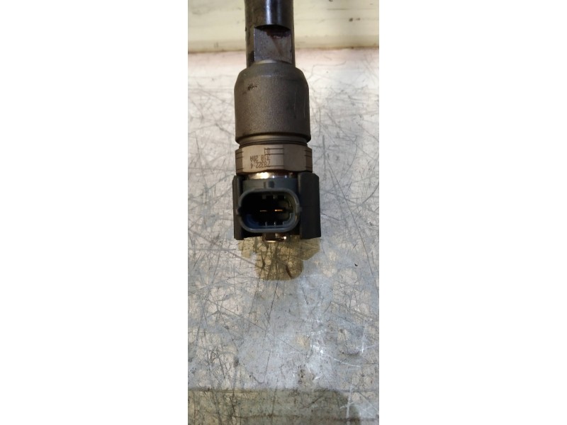 Recambio de inyector para hyundai accent (mc) gl crdi referencia OEM IAM 0445110250 338002A400 