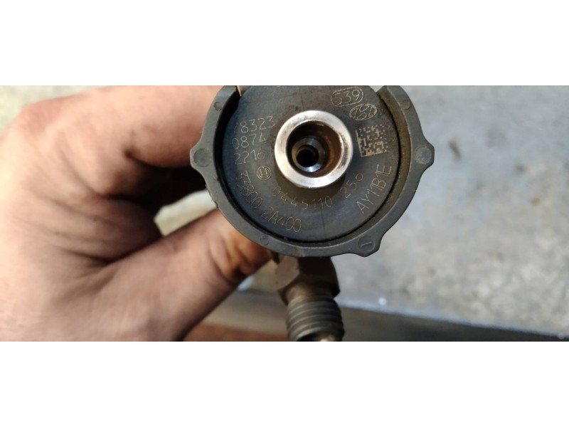 Recambio de inyector para hyundai accent (mc) gl crdi referencia OEM IAM 0445110250 338002A400 