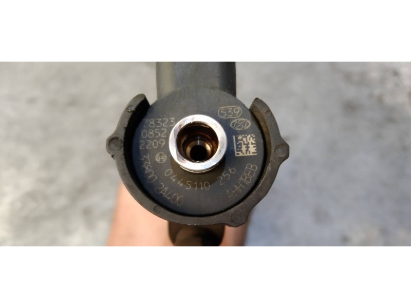 Recambio de inyector para hyundai accent (mc) gl crdi referencia OEM IAM 0445110250 338002A400 