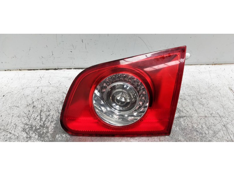 Recambio de piloto trasero derecho interior para volkswagen passat variant (3c5) highline referencia OEM IAM 3C9945094  