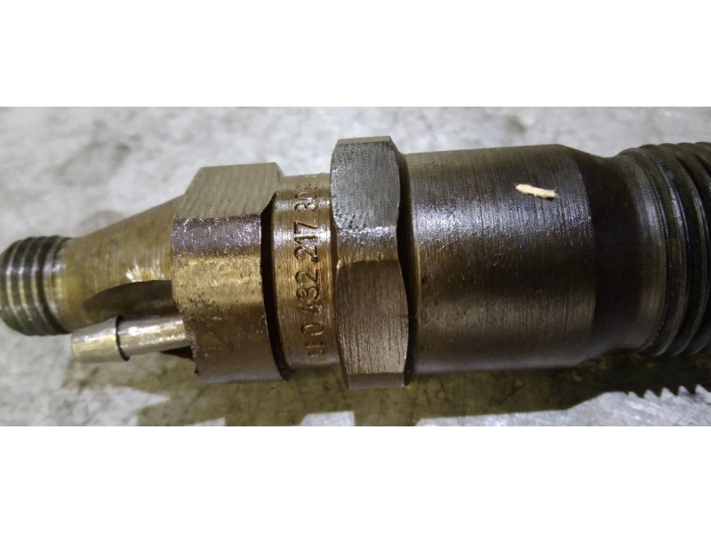 Recambio de inyector para nissan primera berlina (p11) comfort referencia OEM IAM 0432217308  