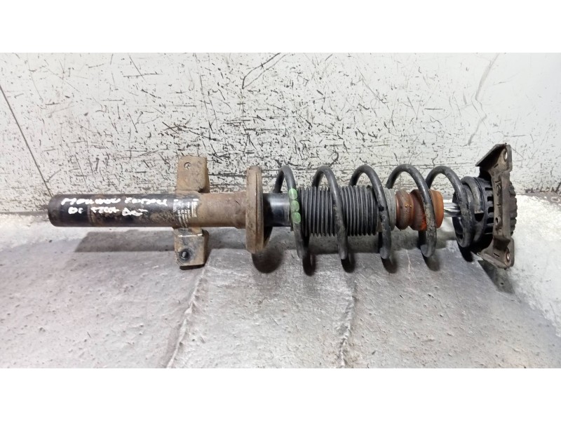 Recambio de amortiguador trasero derecho para ford mondeo berlina (ge) ambiente referencia OEM IAM 824904553659 18K076BF 