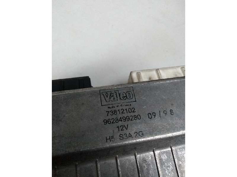 Recambio de centralita suspension para citroen xantia berlina 2.1 turbodiesel referencia OEM IAM 73812102 9628499280 H5 S3A 2G