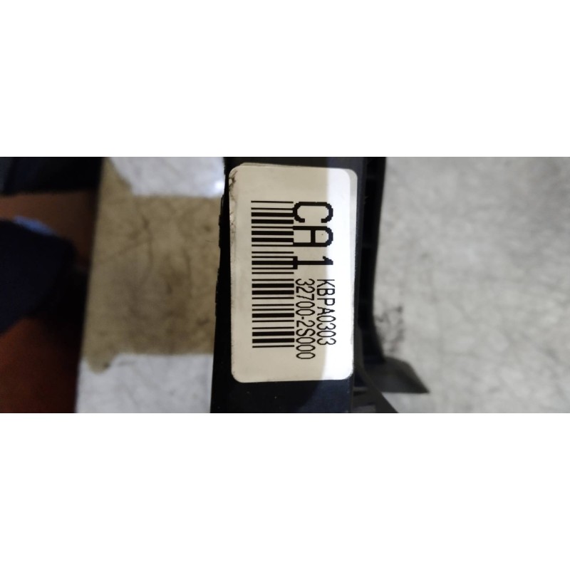 Recambio de potenciometro pedal para kia sportage drive 4x2 referencia OEM IAM 327002S000  