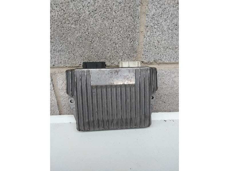 Recambio de centralita suspension para citroen xantia berlina 2.1 turbodiesel referencia OEM IAM 73811702  