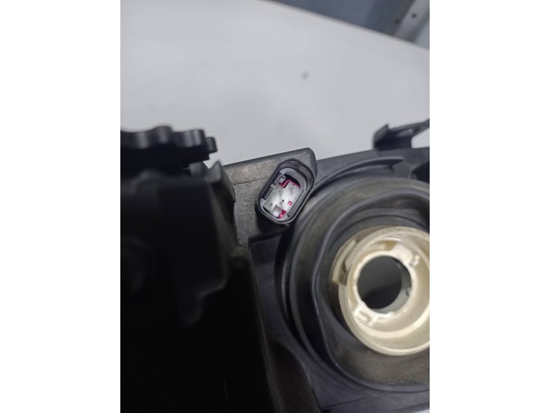 Recambio de faro izquierdo para bmw serie 3 berlina (e46) 320d referencia OEM IAM   