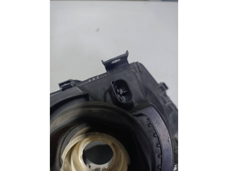 Recambio de faro izquierdo para bmw serie 3 berlina (e46) 320d referencia OEM IAM   