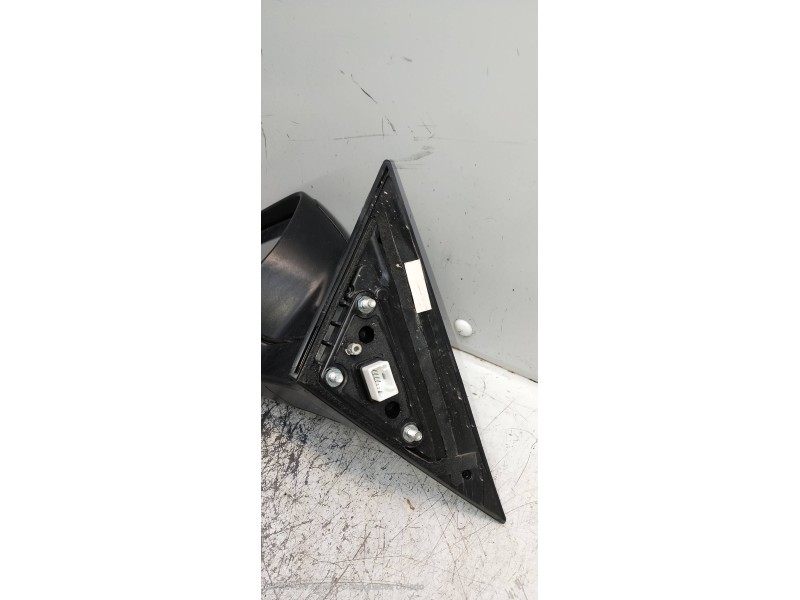 Recambio de retrovisor izquierdo para ssangyong tivoli crystal 4x2 referencia OEM IAM   